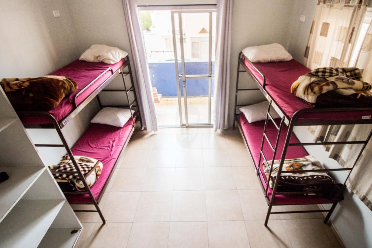 Hayarkon Hostel Tel Aviv Luaran gambar